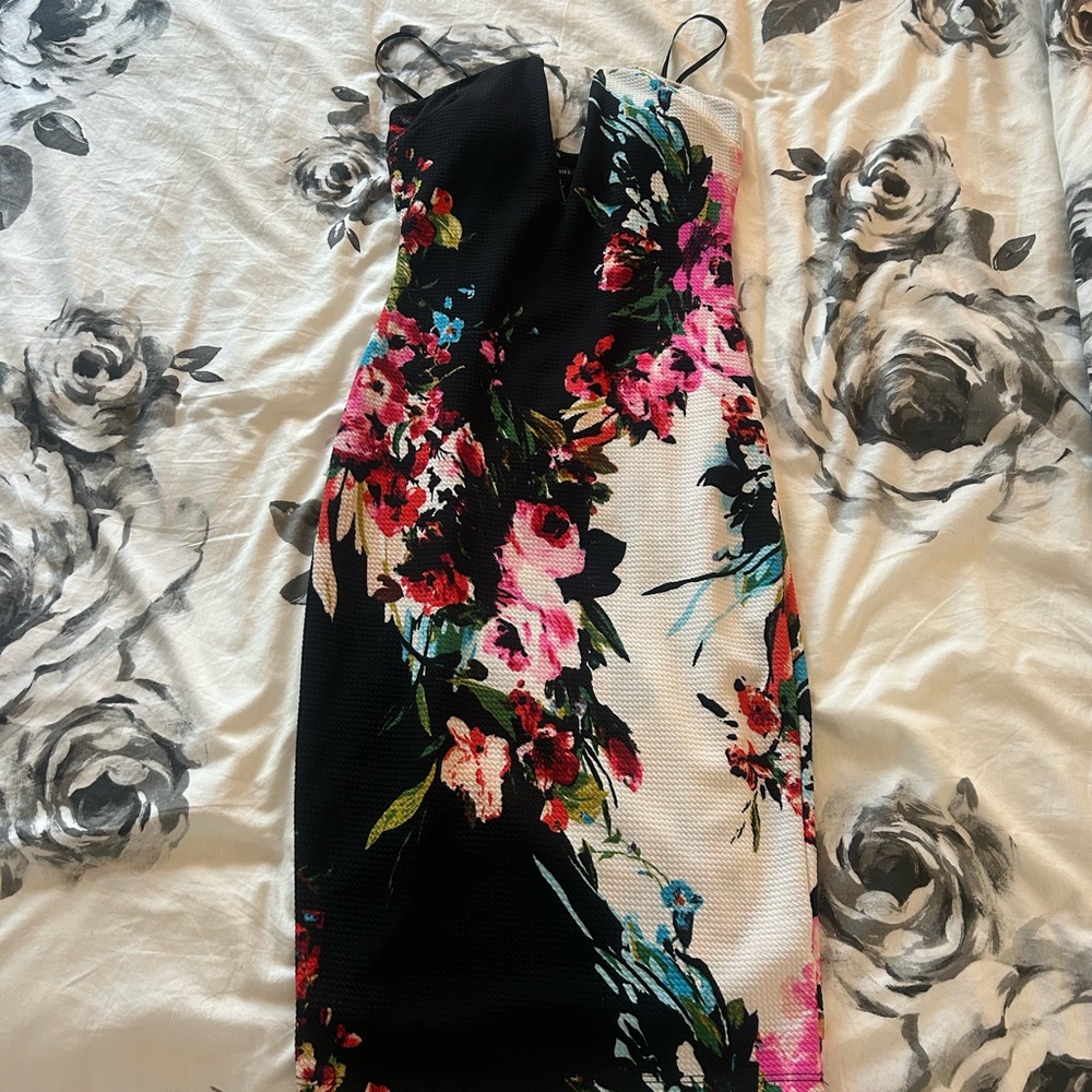 Forever 21 Black and White One Shoulder Sheath Dress
